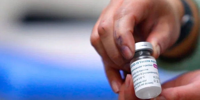 করোনা টিকা নেওয়ার পর ৩ শতাধিক ব্যক্তির শরীরে রক্ত জমাট