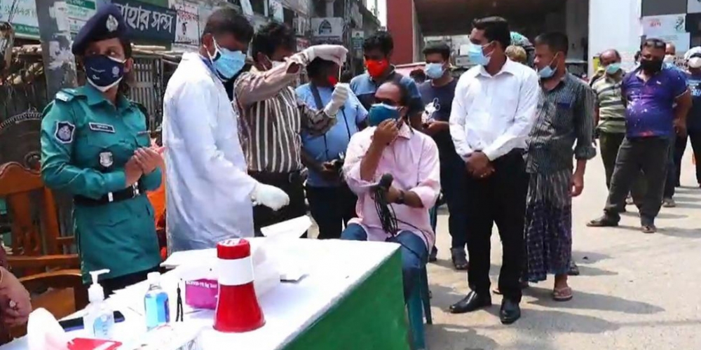 রাজশাহীতে ভ্রাম্যমাণ করোনা পরীক্ষা