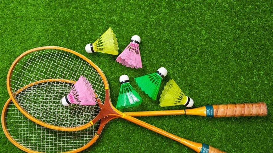 এই শীতে ব্যাডমিন্টন খেললে যেসব উপকার পাবেন